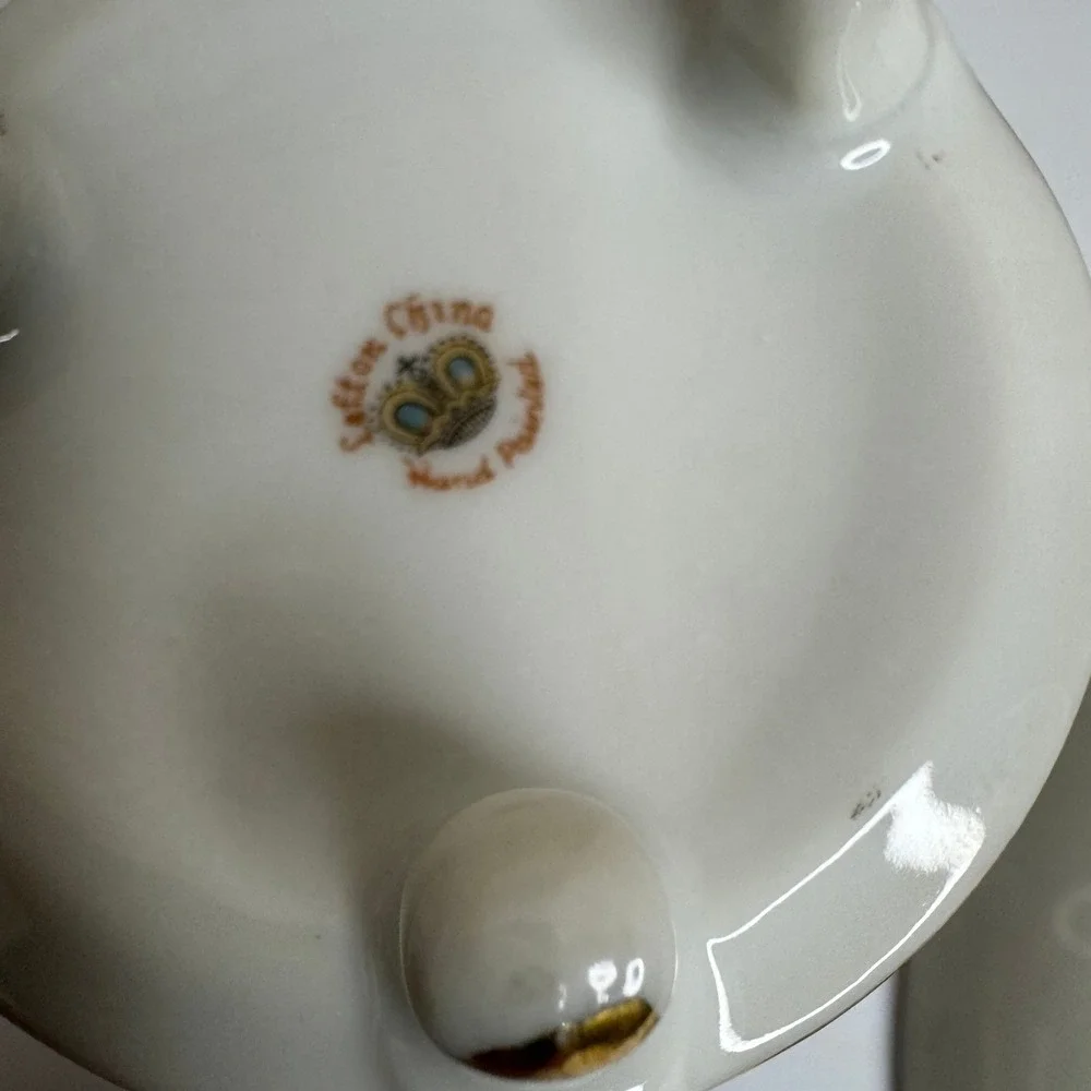 Lefton China stand display